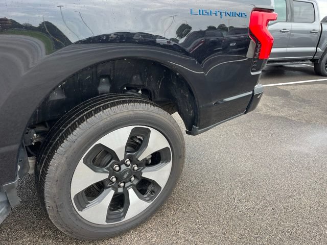 Used 2024 Ford F150 Lightning Platinum AWD/4WD image 7