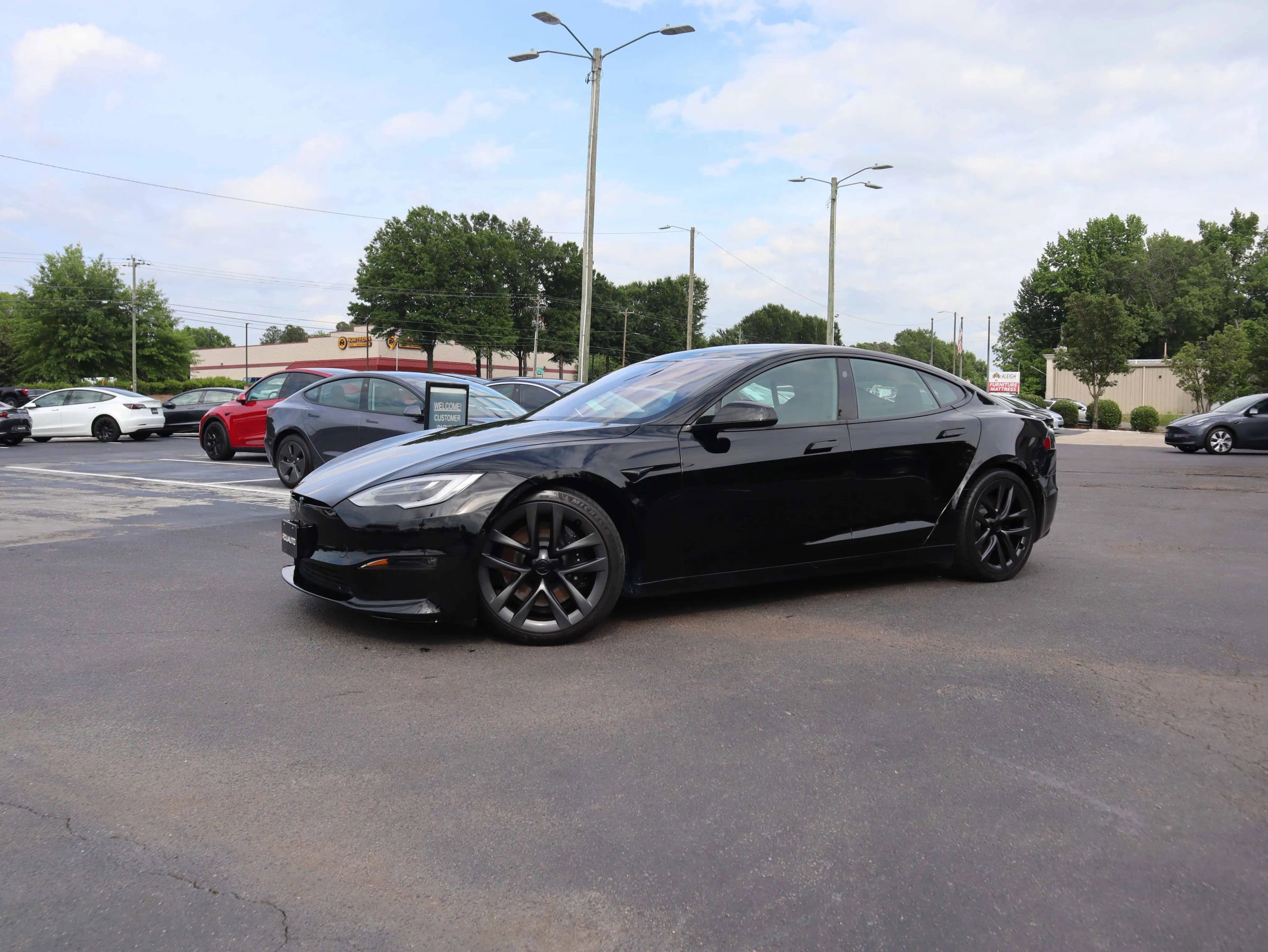 Used 2021 Tesla Model S Plaid AWD/4WD image 6