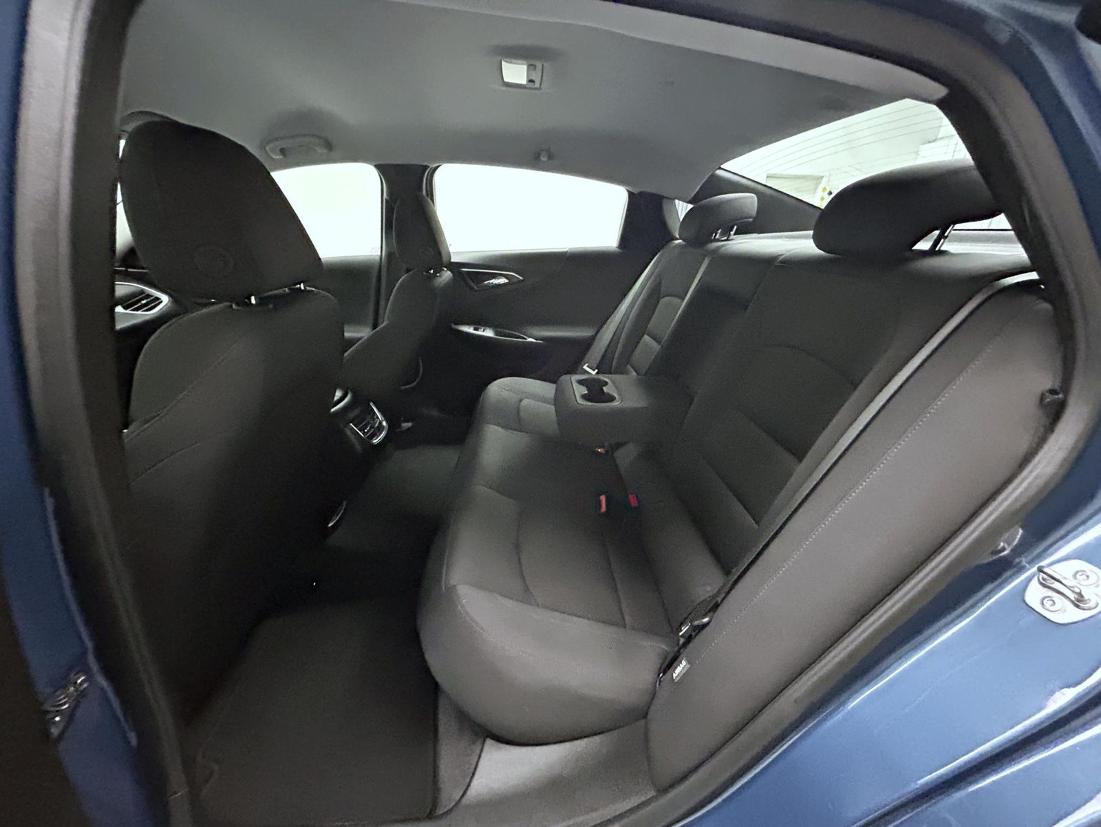 Used 2025 Chevrolet Malibu LT FWD image 19