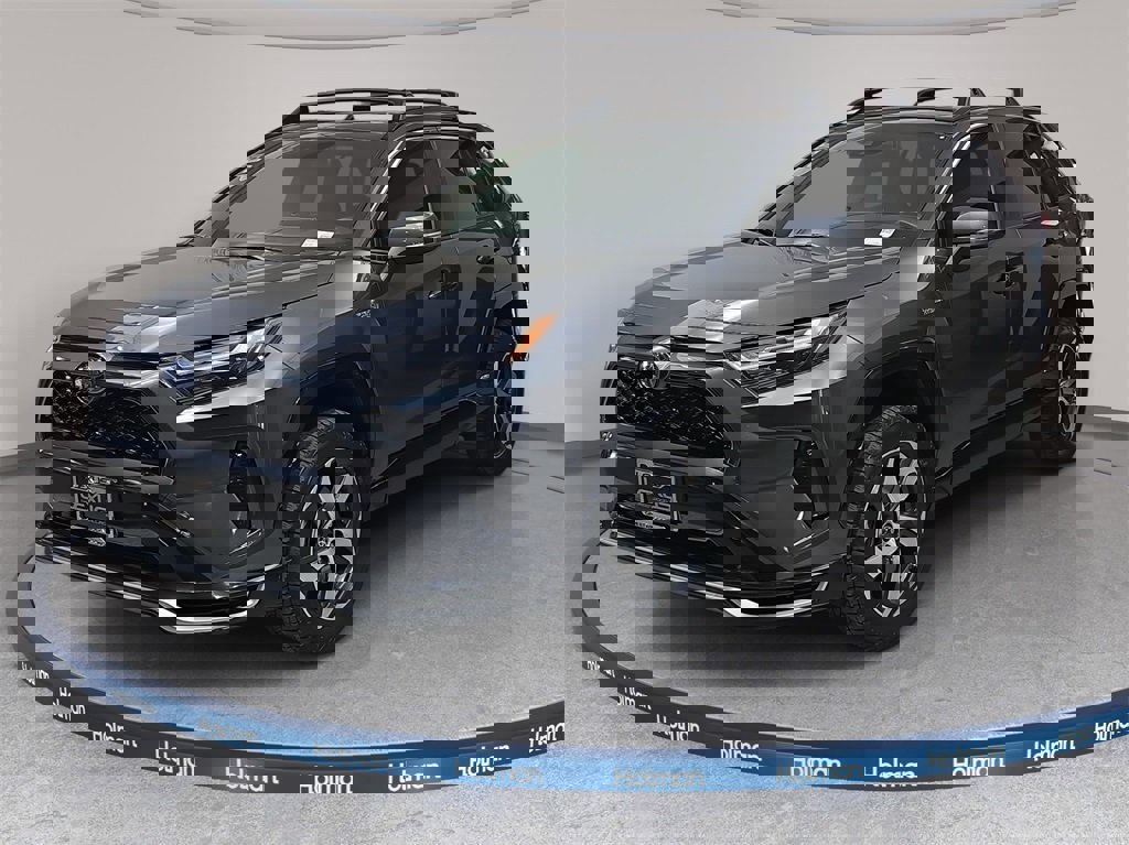 Used 2023 Toyota RAV4 SE w/ Weather & Moonroof Package