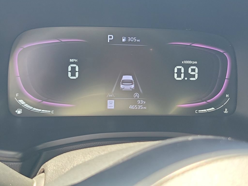 Used 2024 Kia Soul LX w/ Option Group 015 FWD image 18