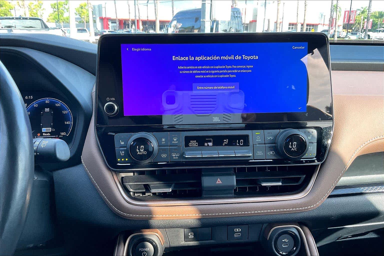 Used 2024 Toyota Grand Highlander AWD Hybrid image 32