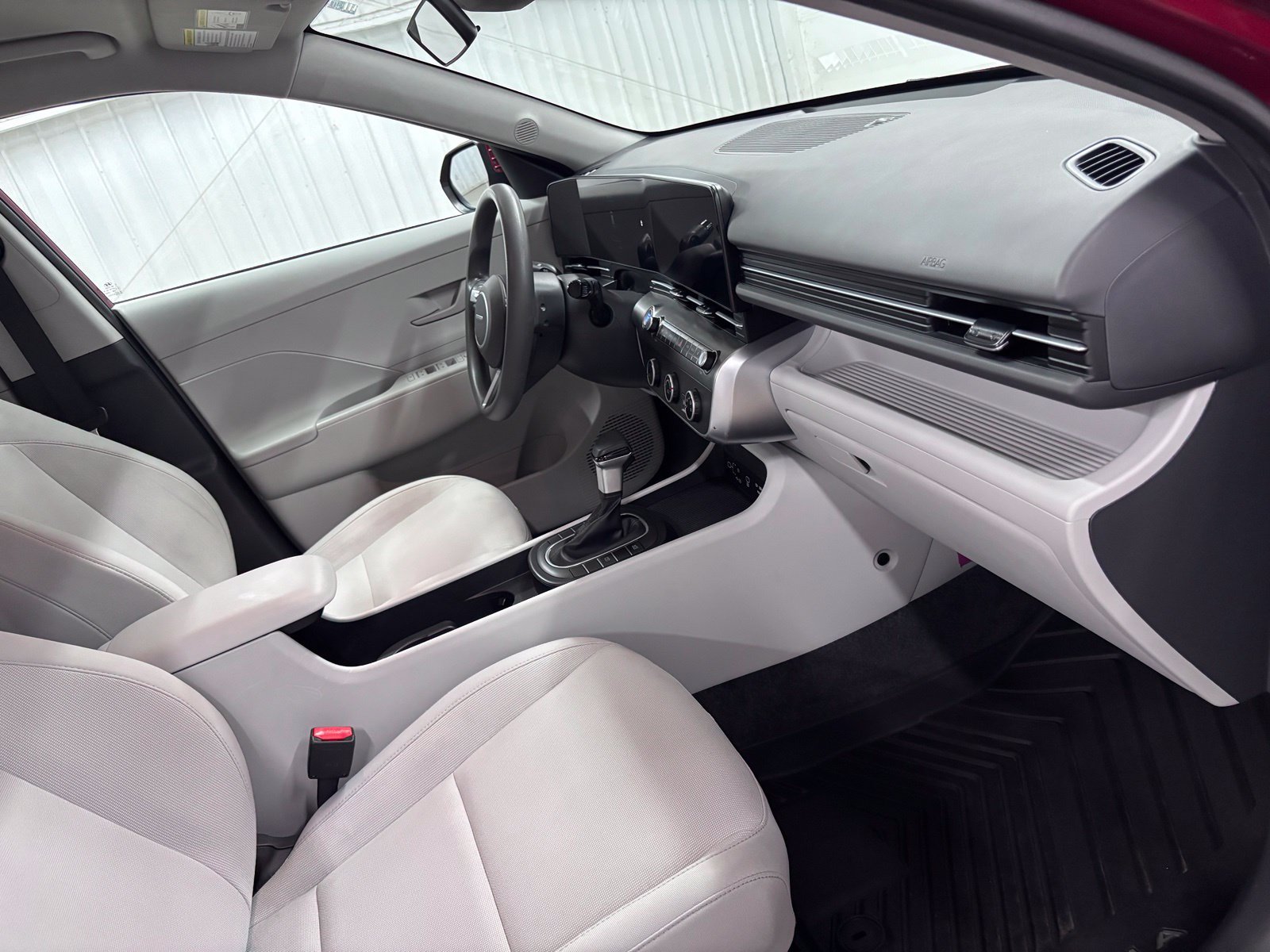 Certified 2025 Hyundai Kona SE FWD image 16