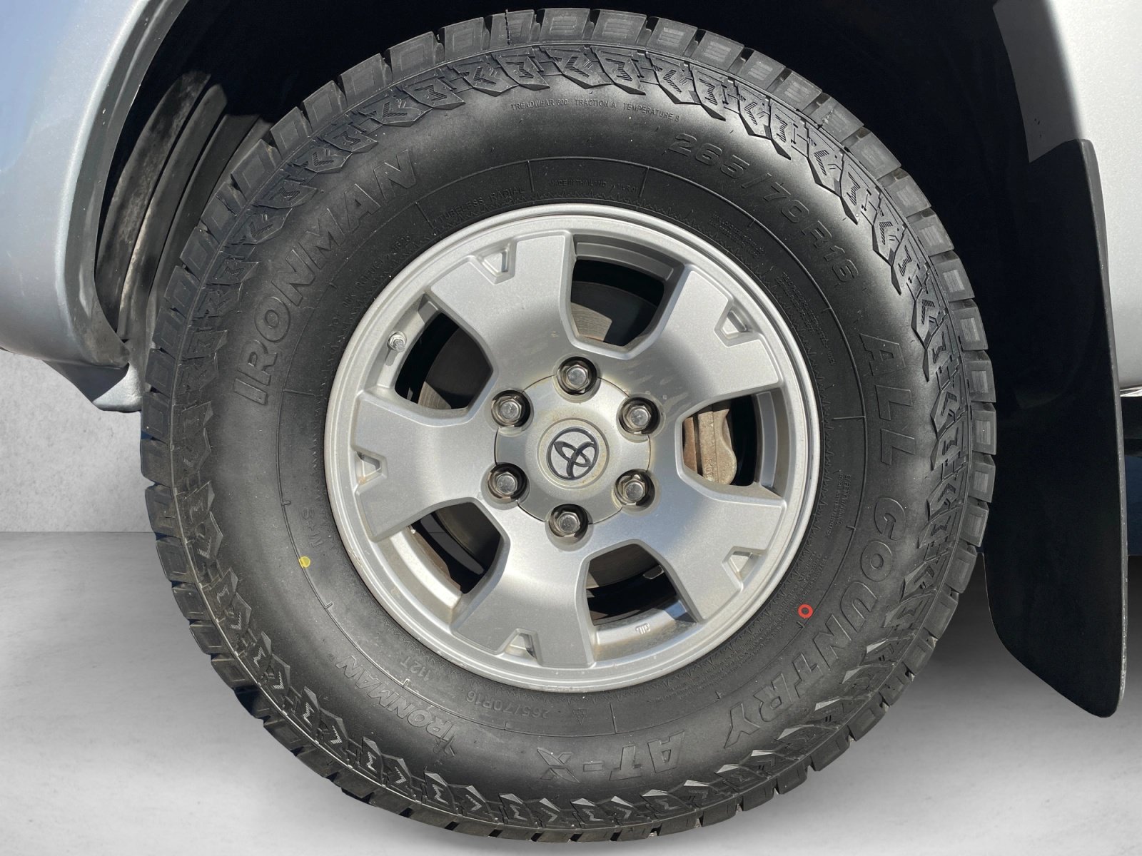 Used 2007 Toyota Tacoma PreRunner RWD image 9