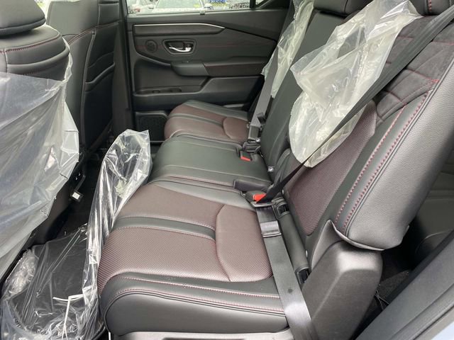 New 2026 Honda Pilot Black Edition image 7
