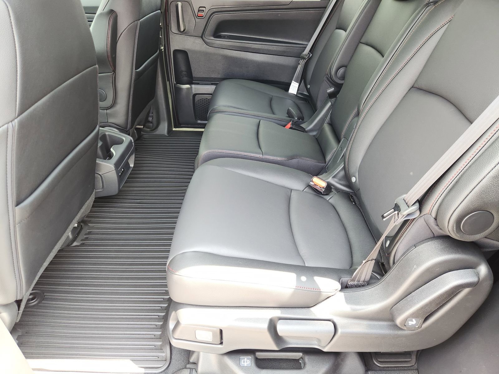 New 2026 Honda Odyssey Sport-L image 34