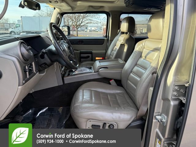 Used 2004 HUMMER H2 w/ Preferred Equipment Group image 2