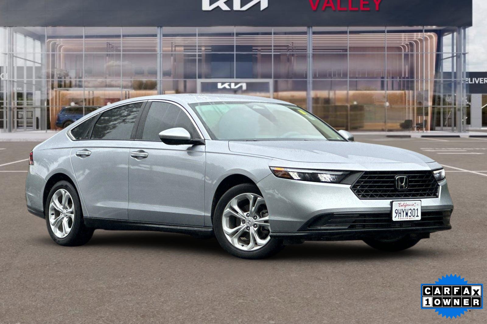 Used 2023 Honda Accord LX image 2