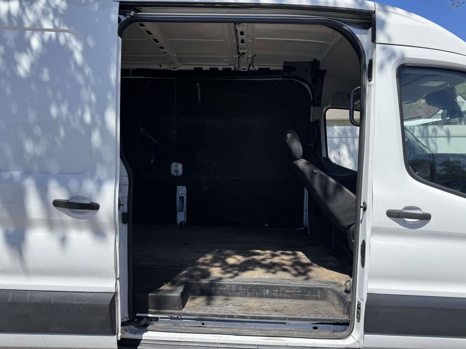 Used 2020 Ford Transit 250 Medium Roof AWD w/ Interior Upgrade Package image 9