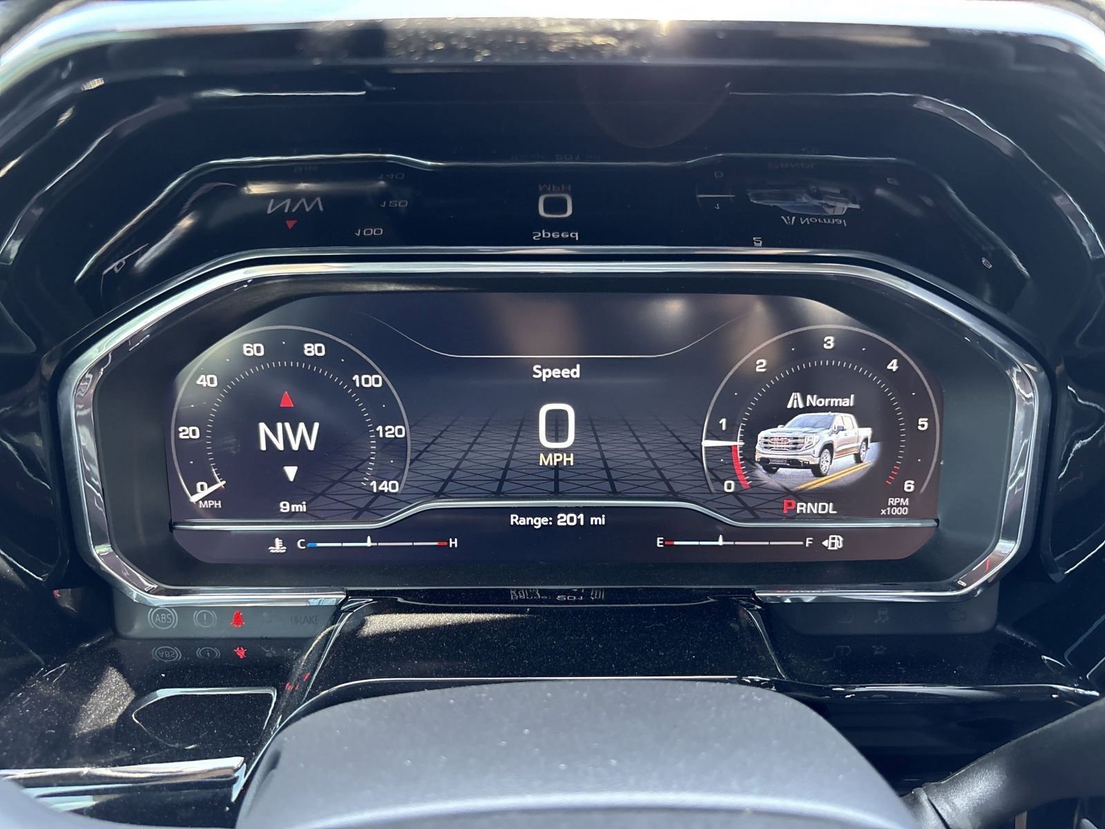 New 2025 GMC Sierra 1500 SLE w/ Preferred Package image 21