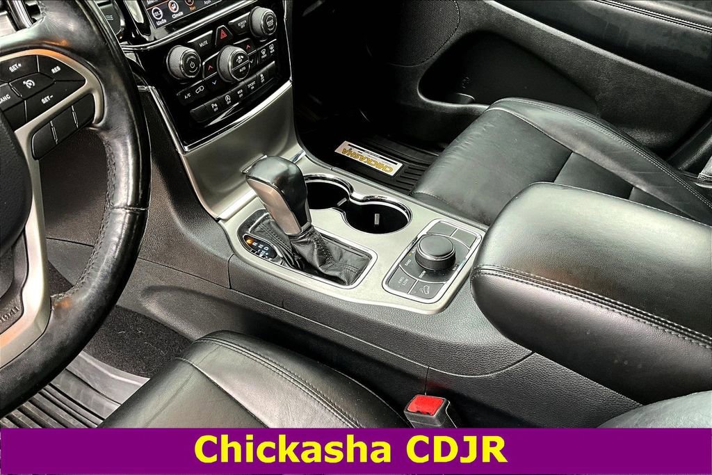 Used 2020 Jeep Grand Cherokee Limited w/ Trailer Tow Group IV image 17