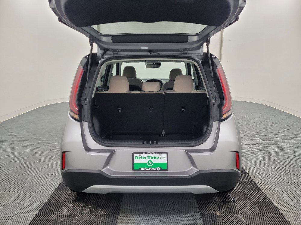 Used 2025 Kia Soul S image 29