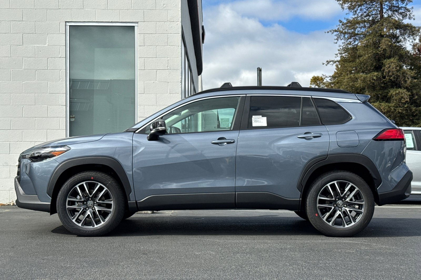 New 2026 Toyota Corolla Cross XLE image 6