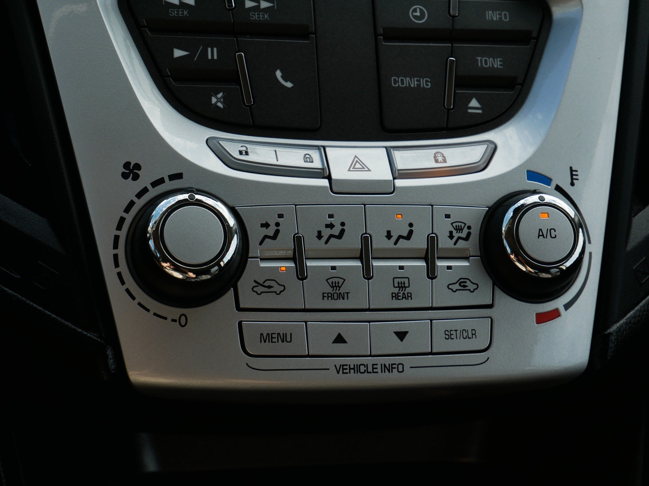 Used 2012 Chevrolet Equinox LT w/ Driver Convenience Package FWD image 23