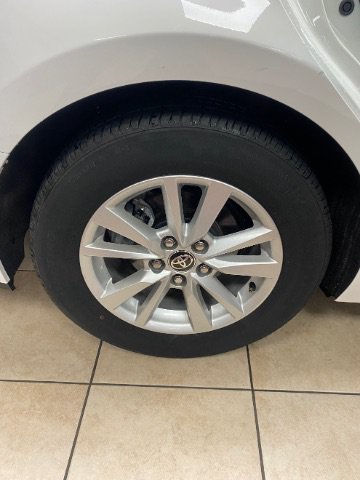 Used 2025 Toyota Camry LE FWD image 28