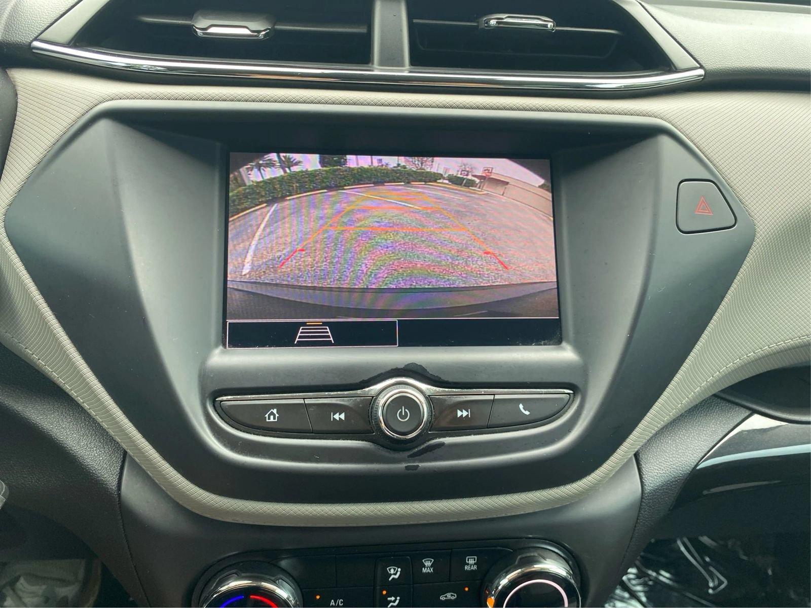 Used 2021 Chevrolet TrailBlazer LS FWD image 16