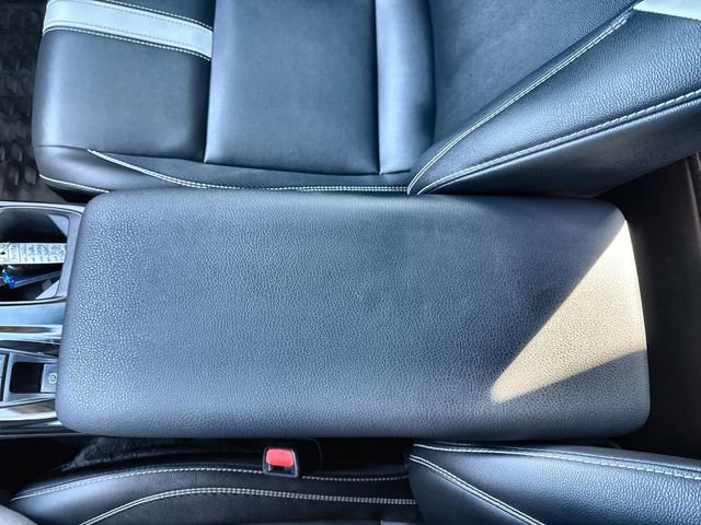 Used 2025 Toyota Camry SE image 29