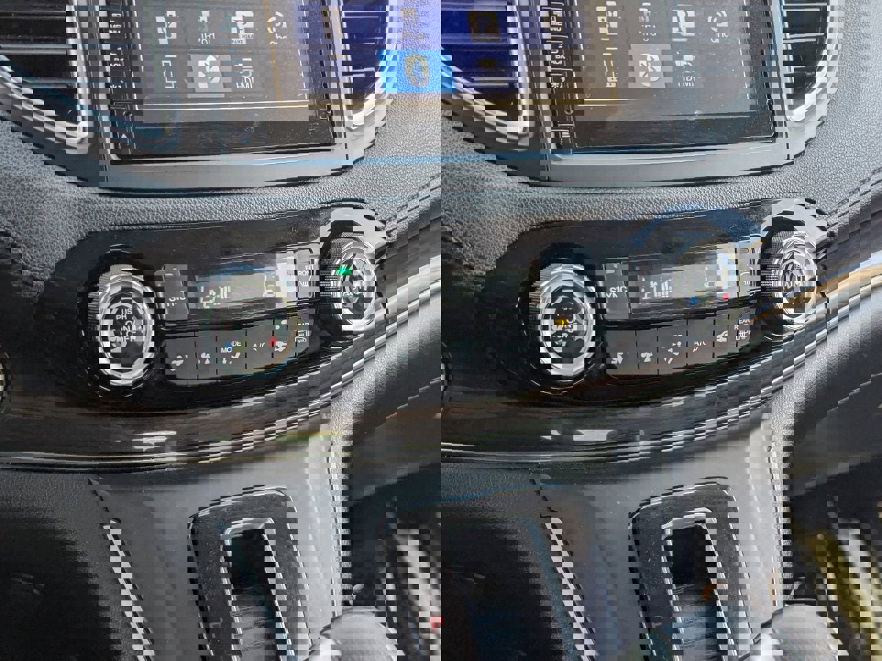 Used 2016 Honda CR-V Touring image 26