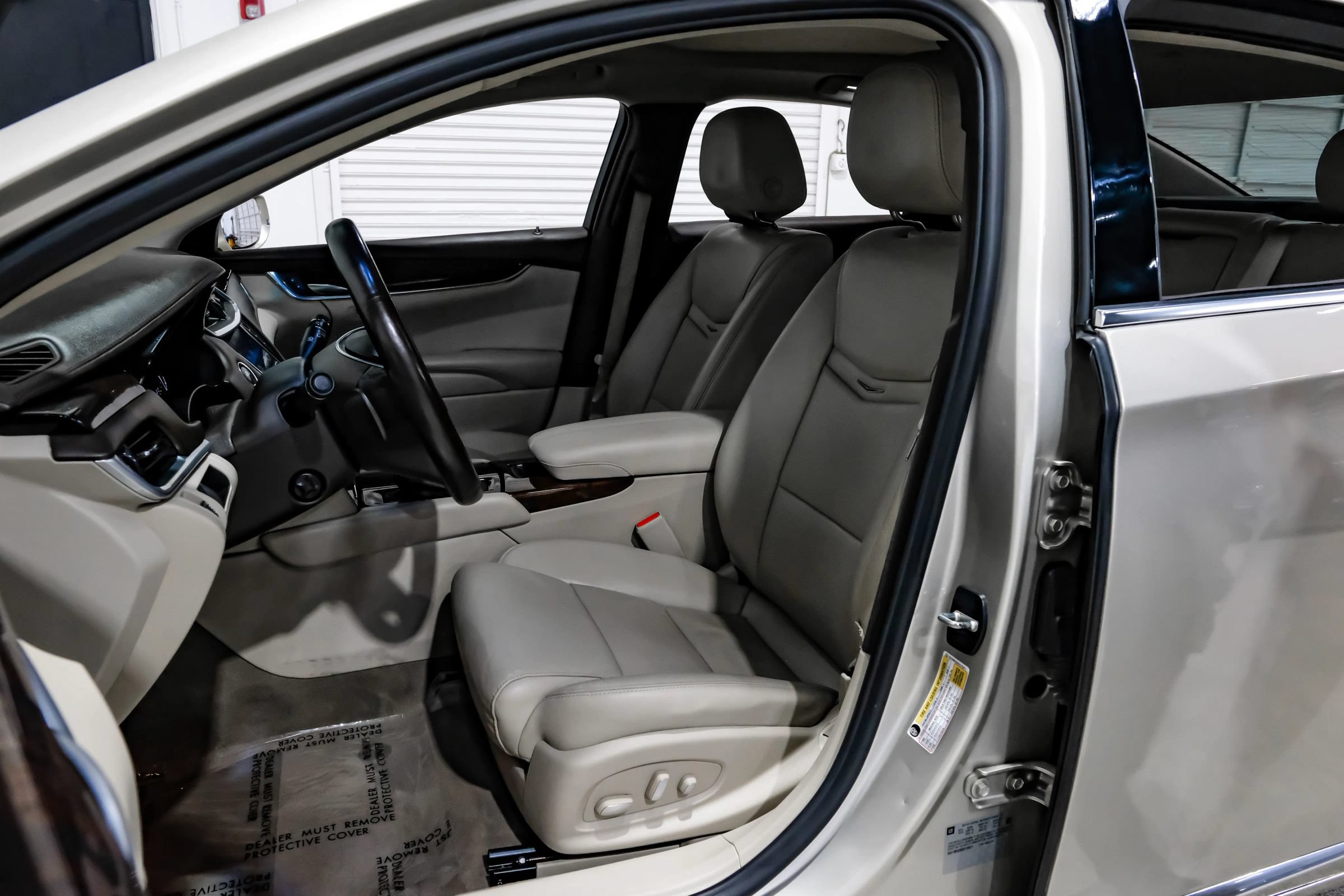 Used 2016 Cadillac XTS Luxury w/ Driver Awareness Package FWD image 34