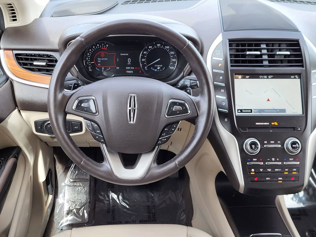 Used 2019 Lincoln MKC Select w/ Select Plus Package image 3
