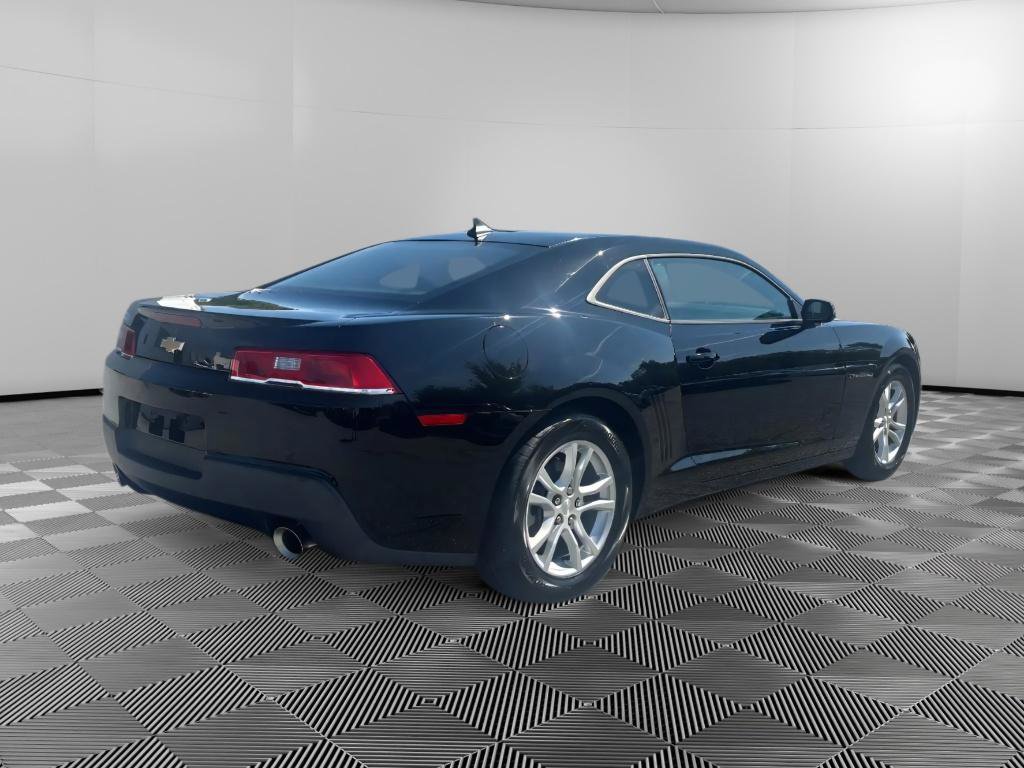 Used 2014 Chevrolet Camaro LS RWD image 4
