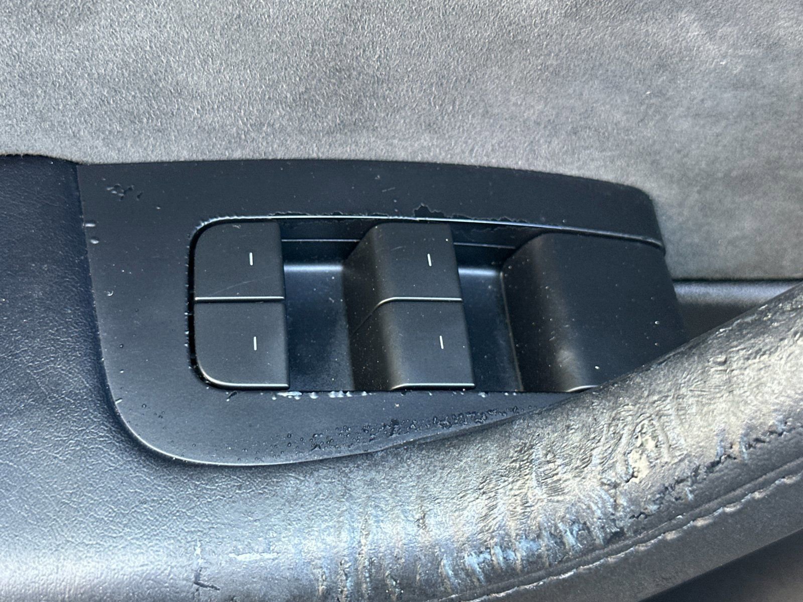 Used 2022 Tesla Model Y Performance AWD/4WD image 12