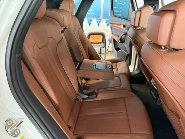 Used 2021 Audi Q5 e Premium Plus AWD/4WD image 23