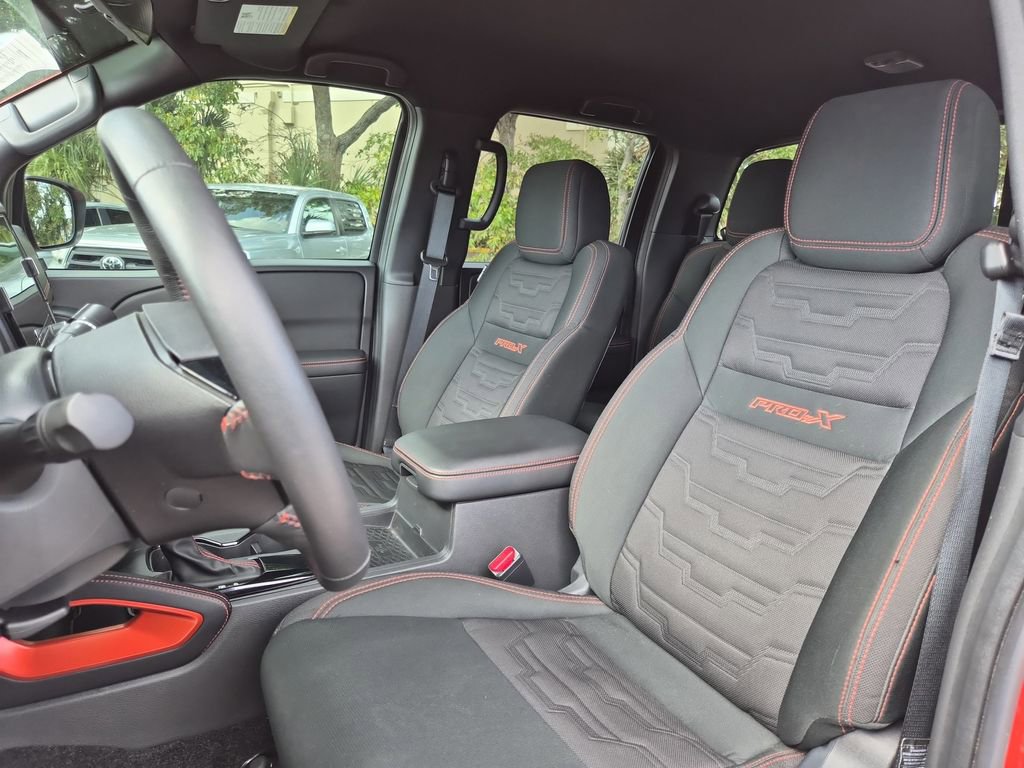 Certified 2025 Nissan Frontier Pro-X w/ Pro Convenience Package image 22