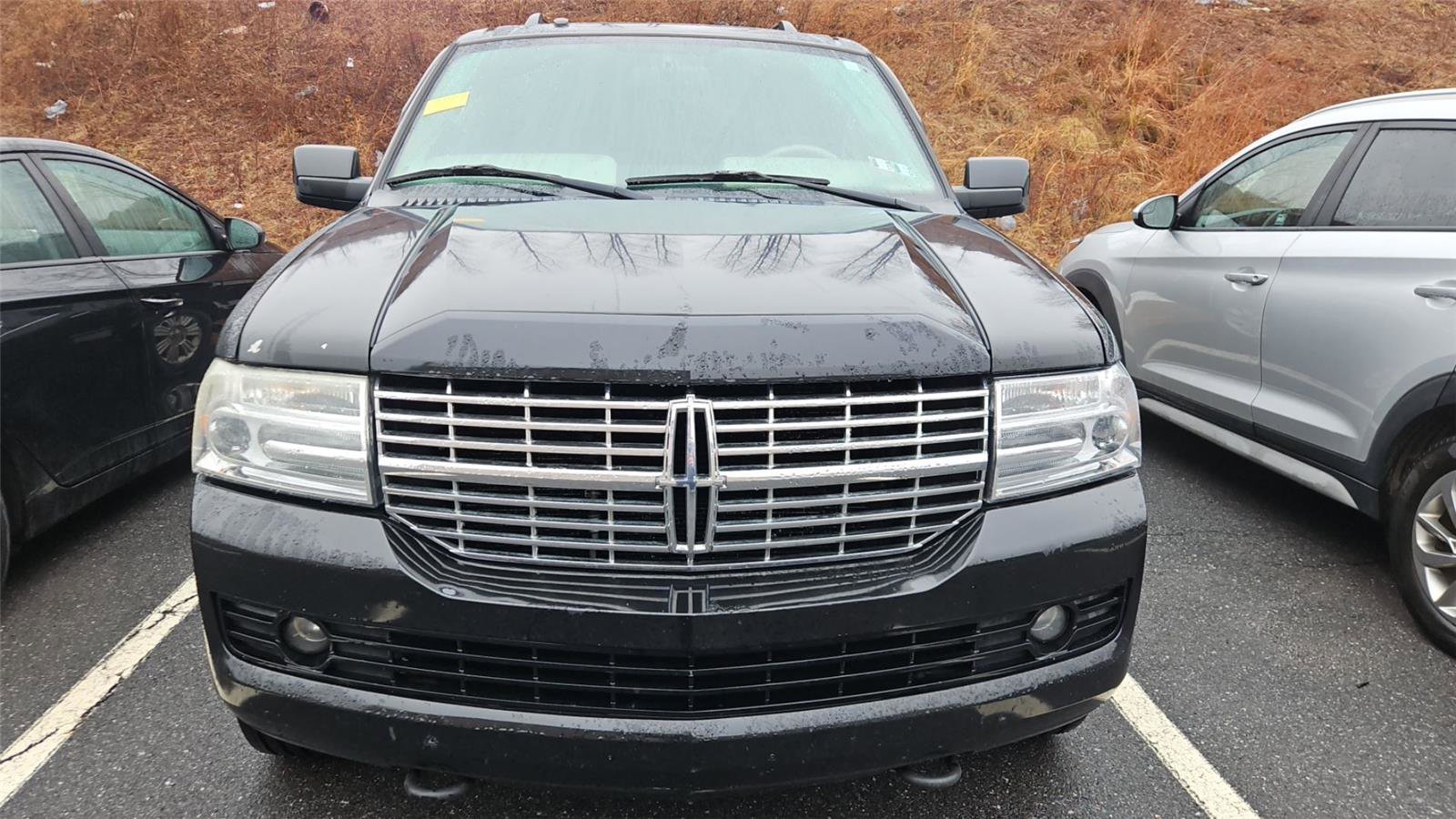 Used 2008 Lincoln Navigator L 4WD image 2