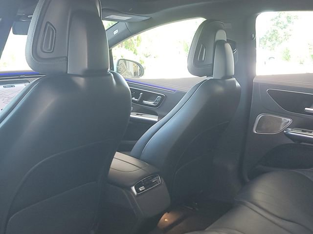 Used 2023 Mercedes-Benz EQE 500 4MATIC Sedan image 11