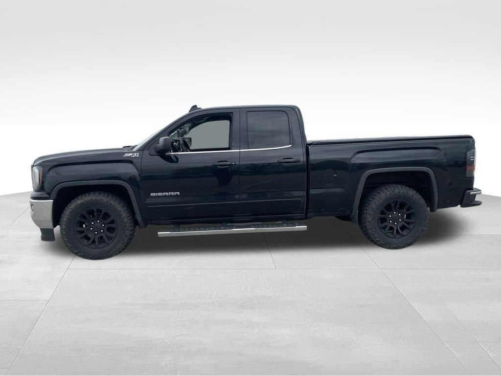 Used 2018 GMC Sierra 1500 SLE w/ SLE Value Package AWD/4WD image 4