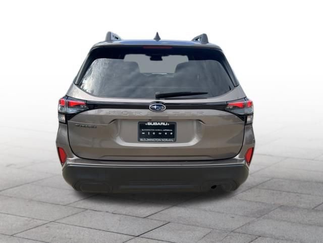 Used 2025 Subaru Forester Premium AWD/4WD image 5