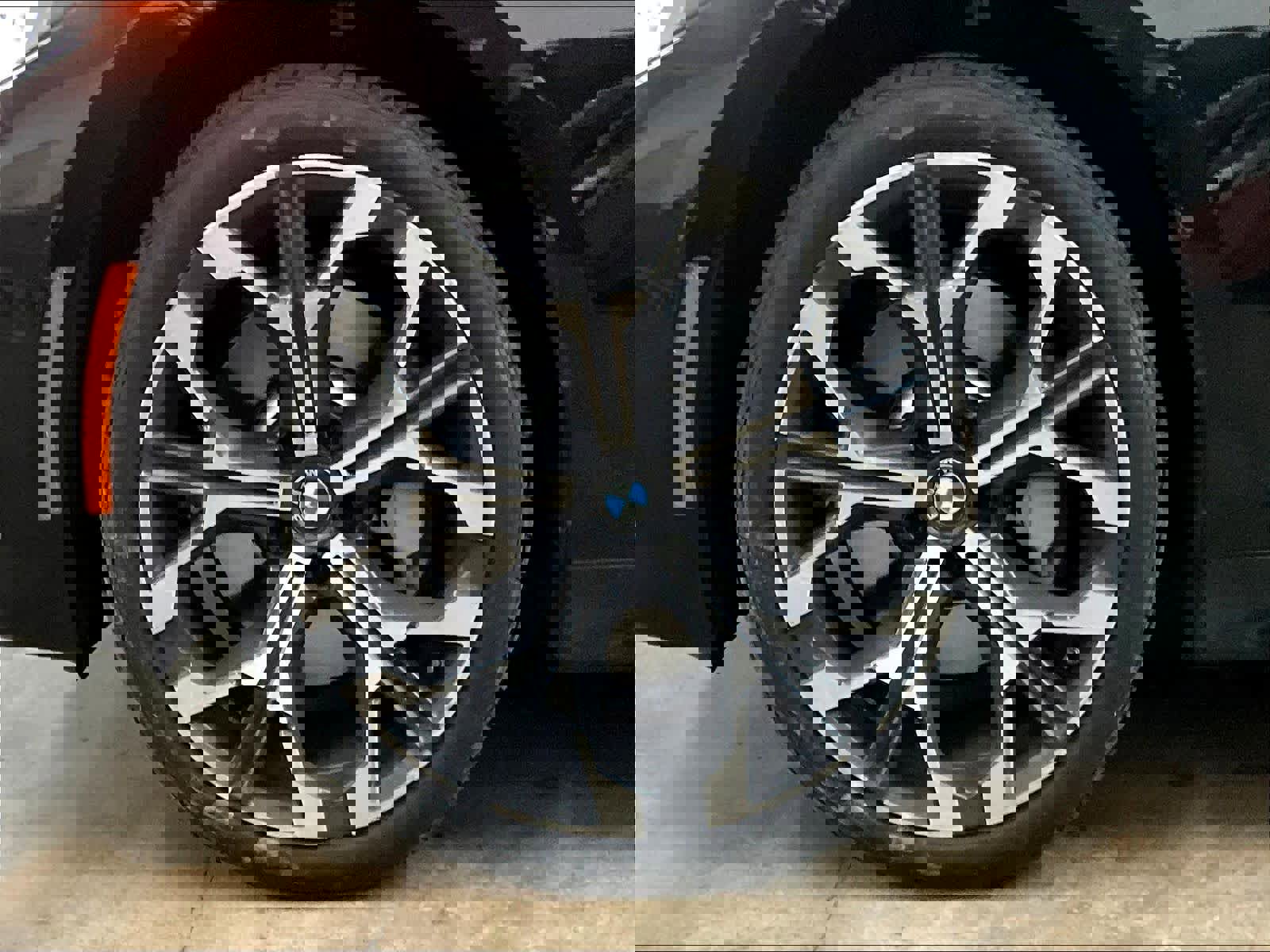 Used 2025 BMW 330i xDrive Sedan w/ Premium Package image 11