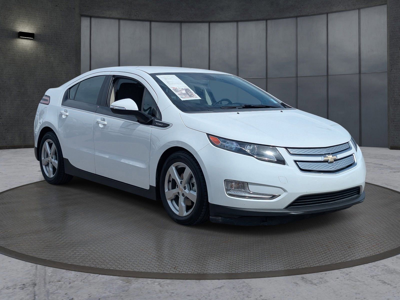 Used 2015 Chevrolet Volt image 8