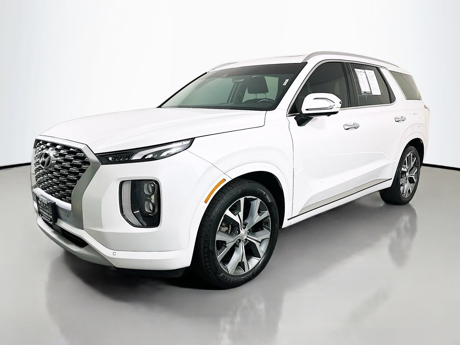 Used 2021 Hyundai Palisade Limited FWD image 3