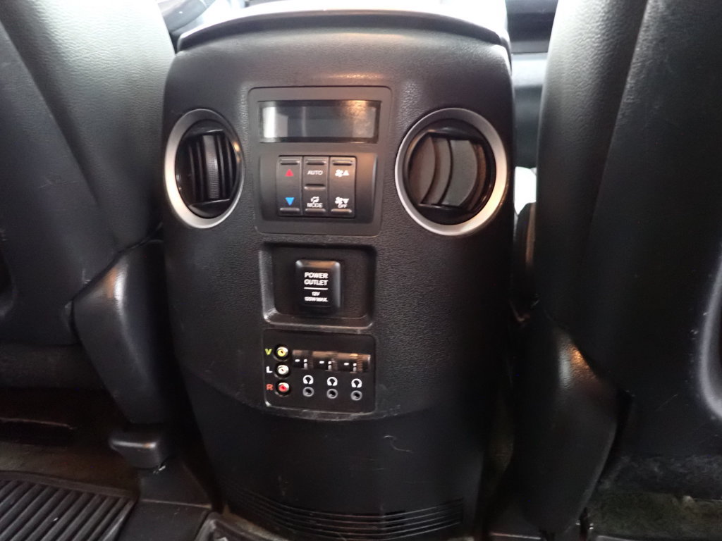 Used 2014 Honda Pilot Touring image 35