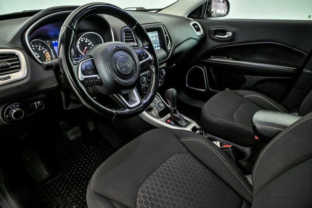 Used 2020 Jeep Compass Sport w/ Cold Weather Group image 10