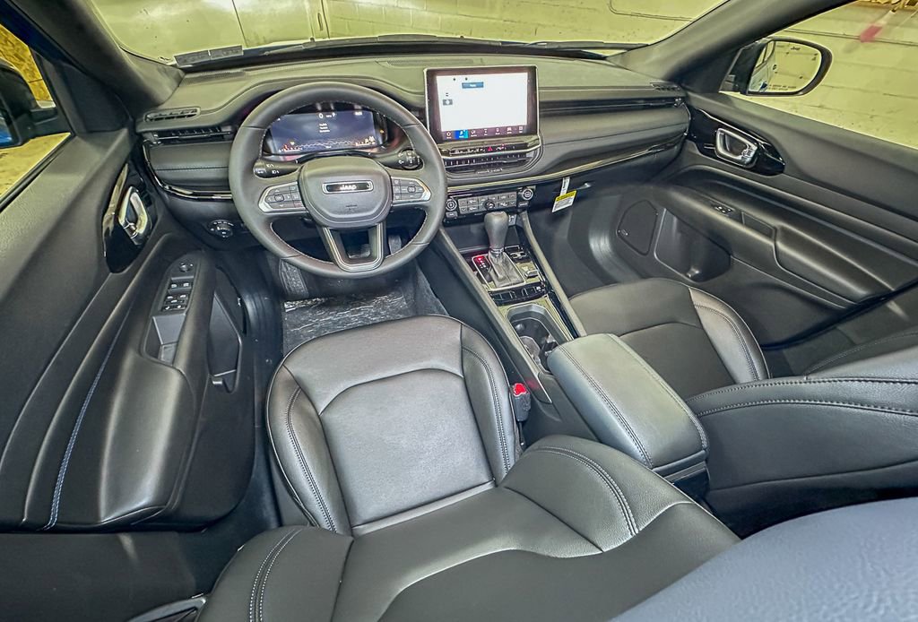 New 2026 Jeep Compass Limited w/ Sun, Sound & Navigation Group image 9