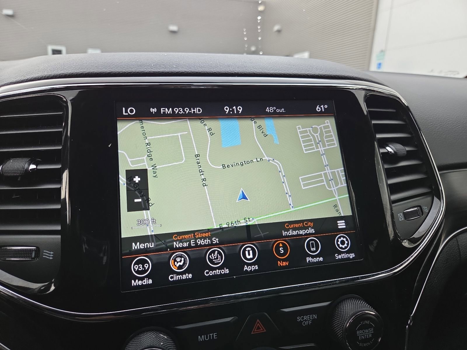 Used 2021 Jeep Grand Cherokee Limited w/ Trailer Tow Group IV AWD/4WD image 28