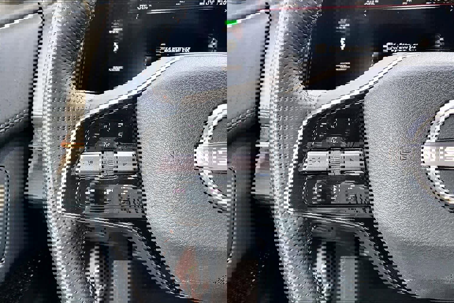 Certified 2023 Nissan Ariya AWD image 21