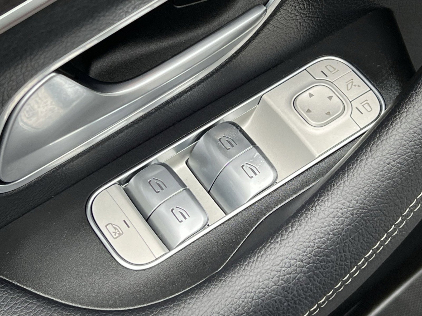 Certified 2022 Mercedes-Benz GLS 450 4MATIC image 13