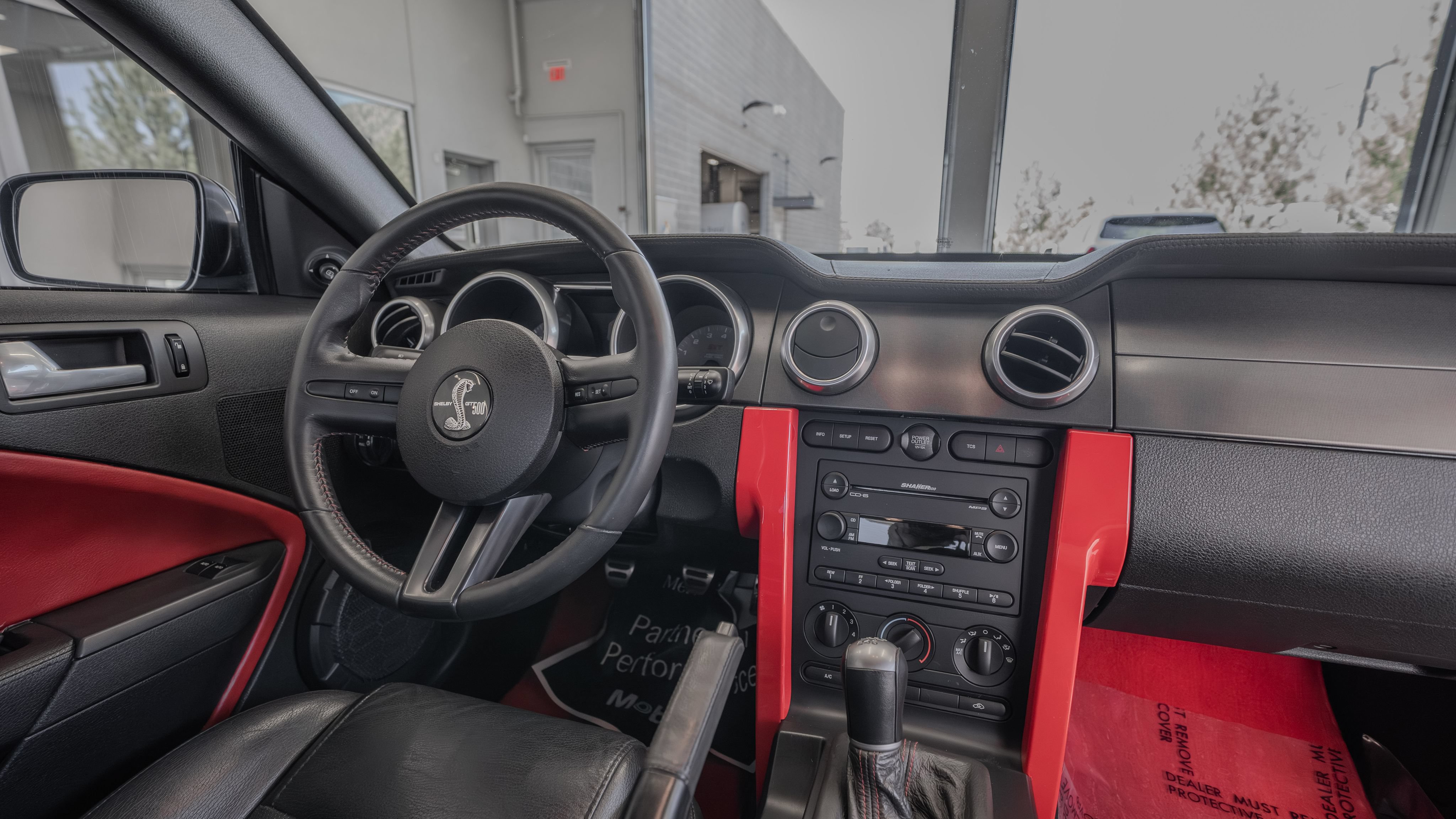 Used 2007 Ford Mustang Shelby GT500 RWD image 19