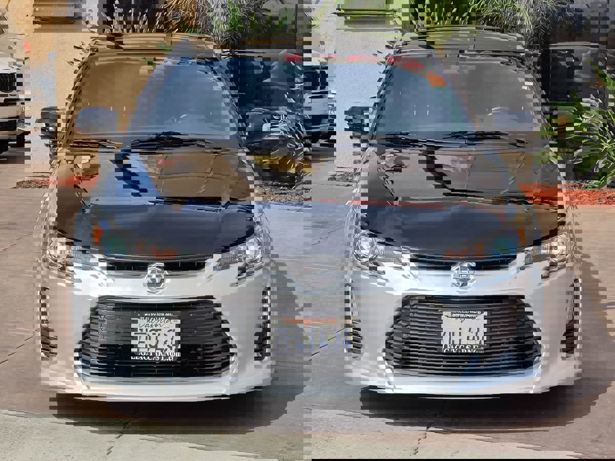 Used 2014 Scion tC image 5