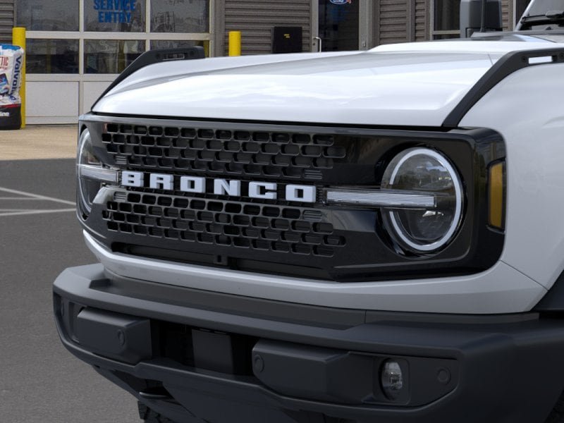 New 2026 Ford Bronco Outer Banks w/ Black Appearance Package AWD/4WD image 36
