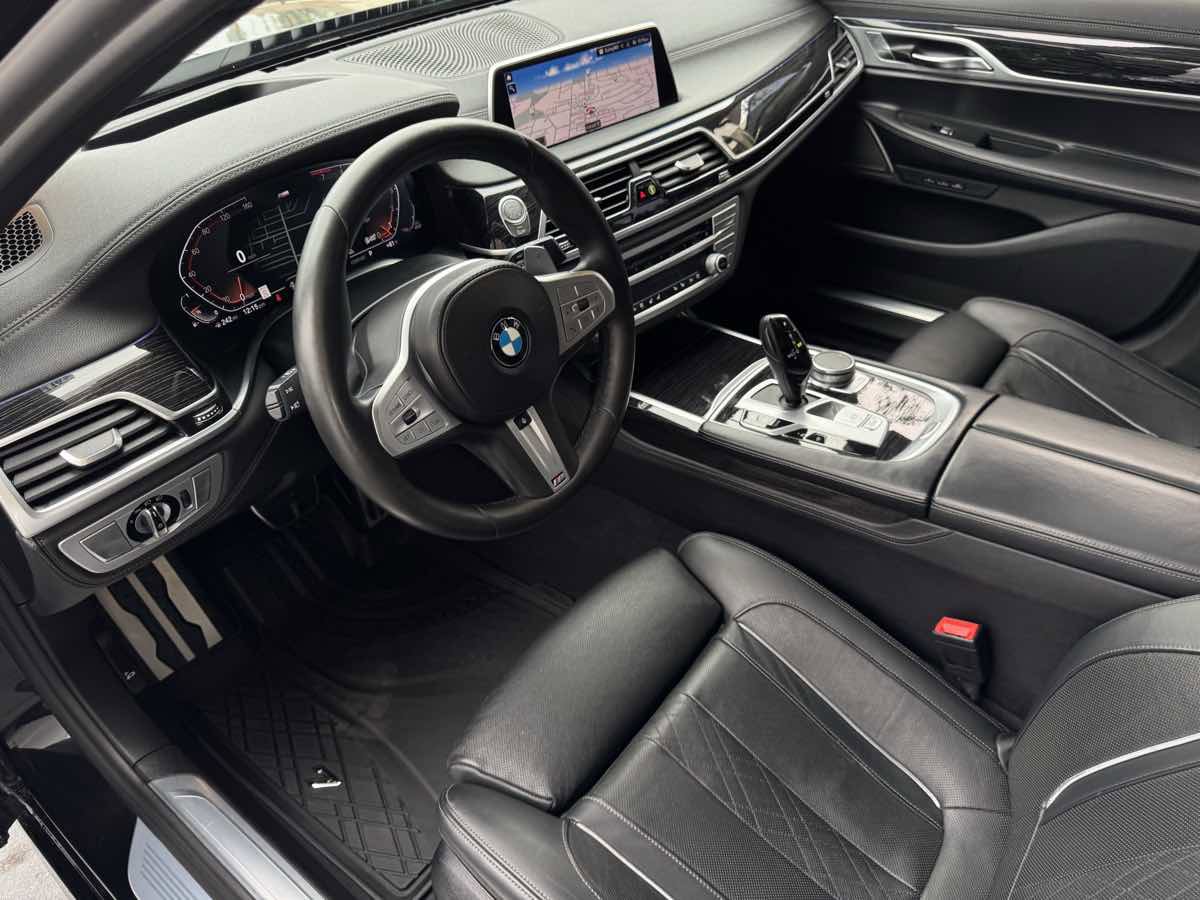Used 2020 BMW 740i 740i w/ M Sport Package image 15