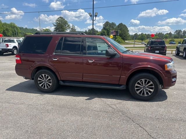 Used 2017 Ford Expedition XLT AWD/4WD image 6