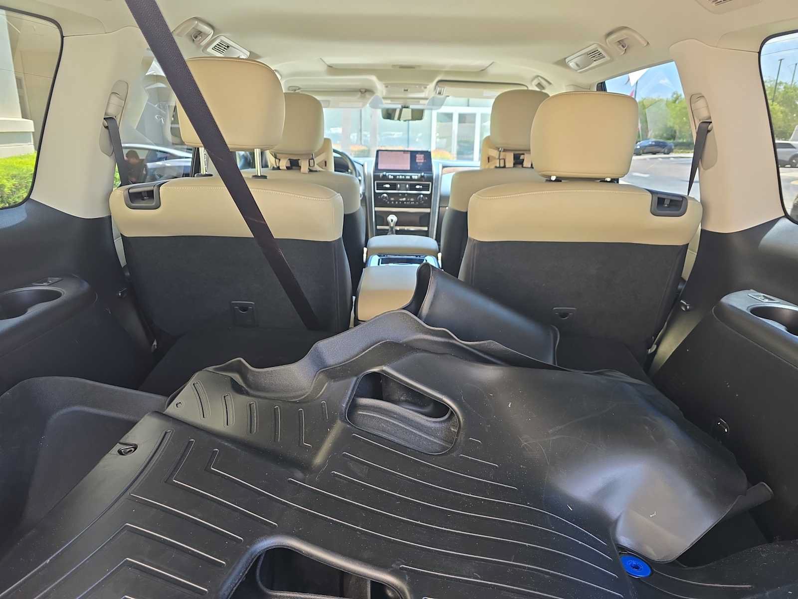 Certified 2024 INFINITI QX80 Premium Select w/ Cargo Package AWD/4WD image 10