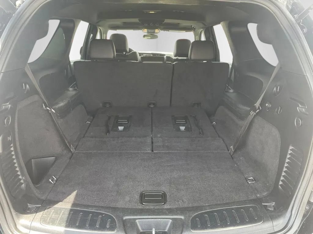 Used 2022 Dodge Durango R/T w/ Blacktop Package AWD/4WD image 52