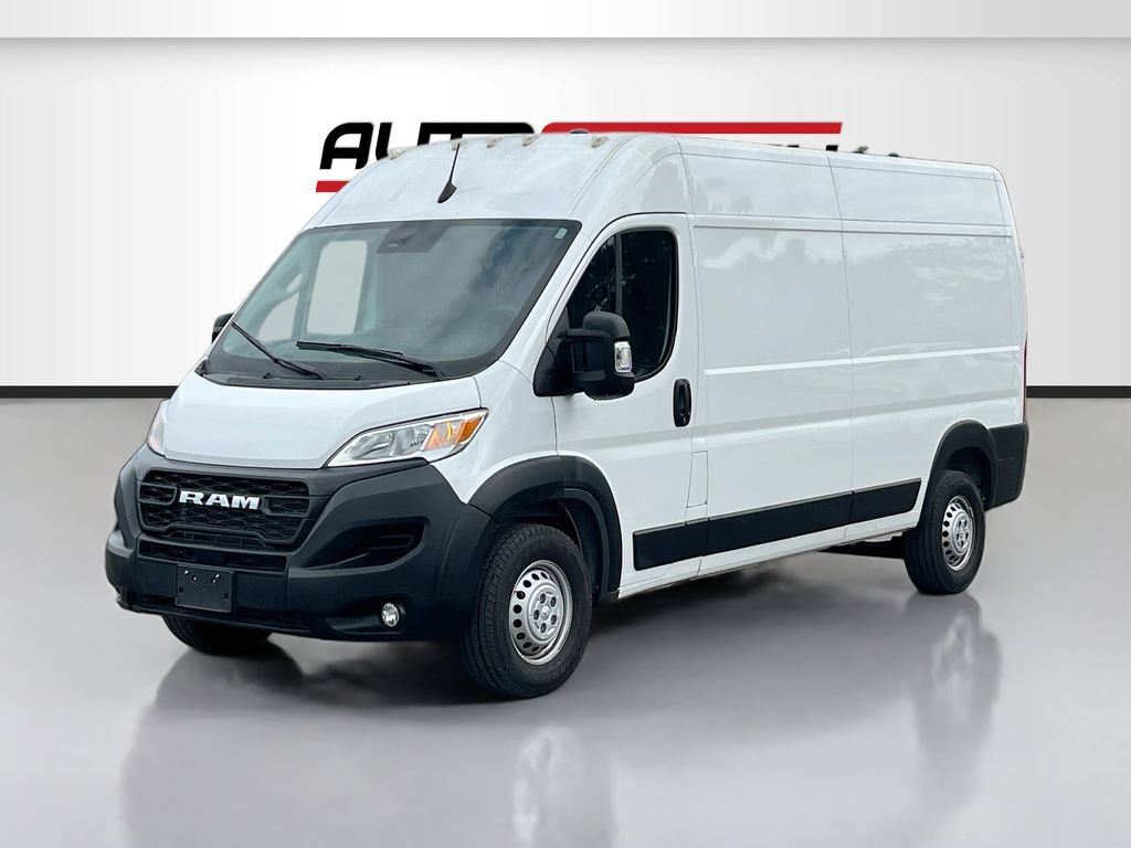 Used 2025 RAM ProMaster 2500 w/ Convenience Group FWD image 3