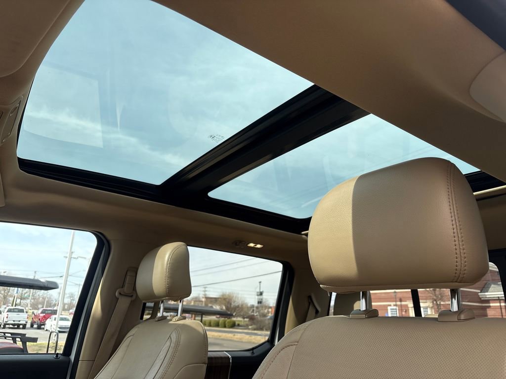 Used 2015 Ford F150 Lariat w/ Equipment Group 502A Luxury image 18